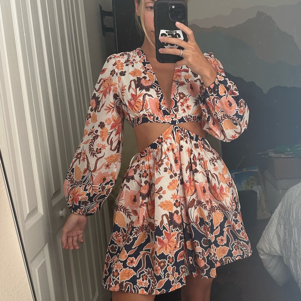 Floral Cutout Dress Chelsea & Violet 0 NWT